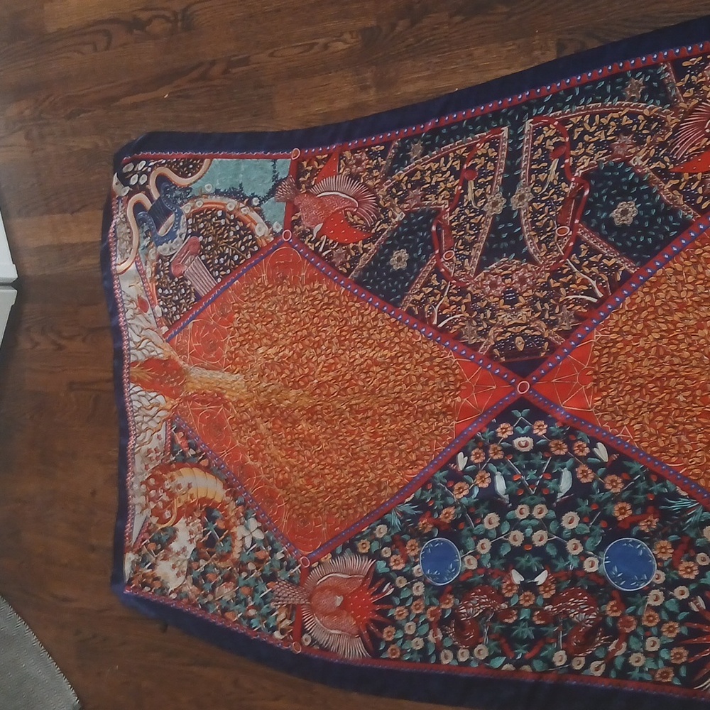 Vibrant Multicolor Scarf with Intricate Patterns